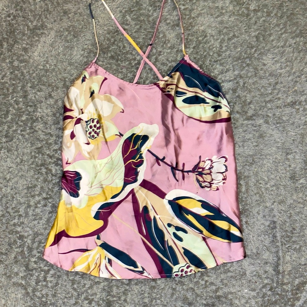 Must Bundle For $3 Deal! Womens XS sheer purple floral sleeveless top